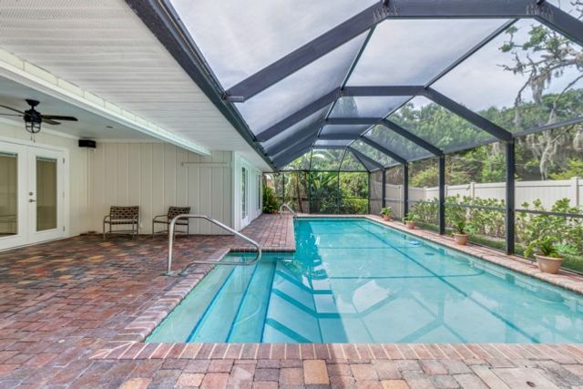 185 12th Street SE, Vero Beach, FL 32962