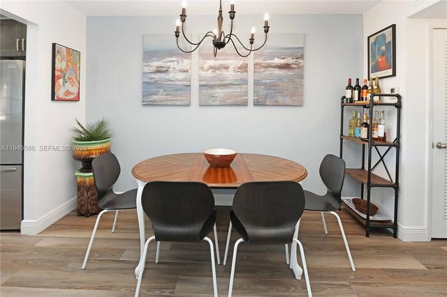 5300 Washington St E207, Hollywood, FL 33021