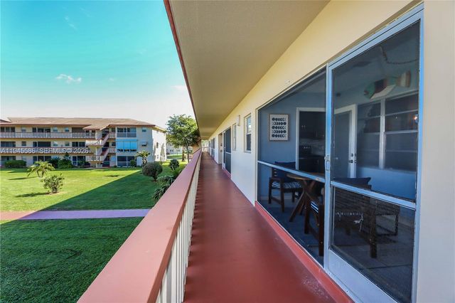 5300 Washington St E207, Hollywood, FL 33021