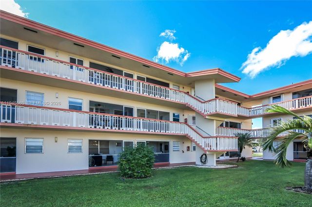 5300 Washington St E207, Hollywood, FL 33021