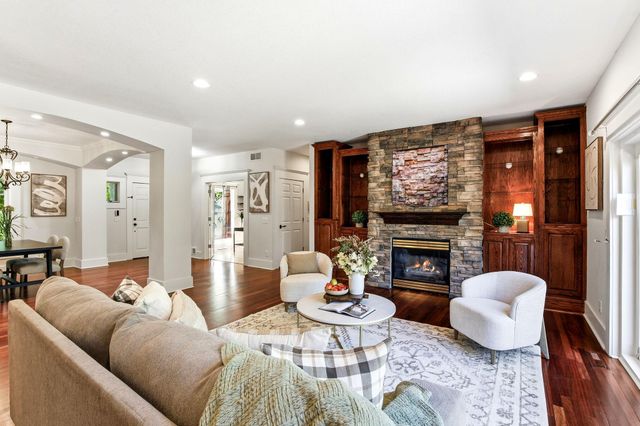 14915 Naples Street NE, Ham Lake, MN 55304