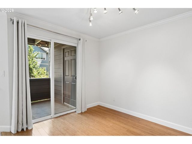 7937 Sw 40TH Ave I, Portland, OR 97219