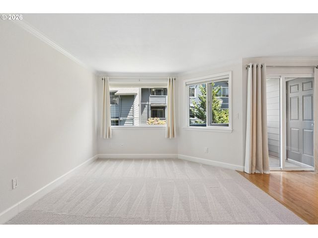 7937 Sw 40TH Ave I, Portland, OR 97219
