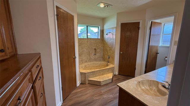 6223 Denmark Drive, Pasadena, TX 77505