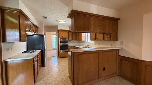6223 Denmark Drive, Pasadena, TX 77505