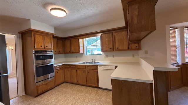 6223 Denmark Drive, Pasadena, TX 77505