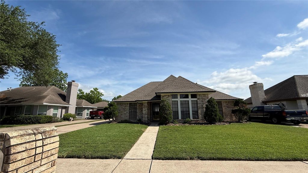 6223 Denmark Drive, Pasadena, TX 77505