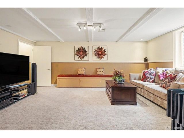 4735 Saulsbury St, Wheat Ridge, CO 80033