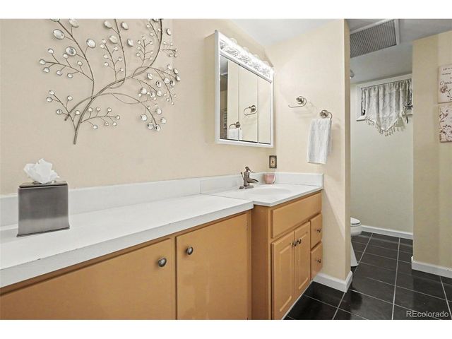 4735 Saulsbury St, Wheat Ridge, CO 80033