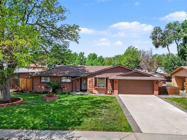 4735 Saulsbury St, Wheat Ridge, CO 80033