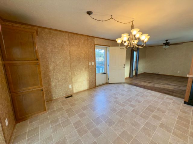 1295 Tucker Hollow Road, Monticello, KY 42633