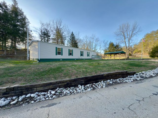 1295 Tucker Hollow Road, Monticello, KY 42633