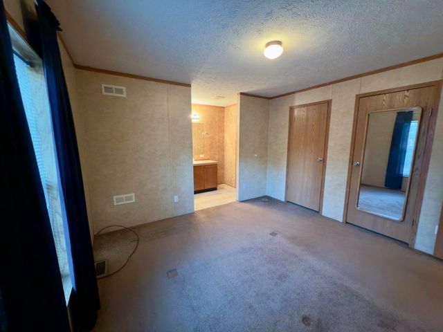 1295 Tucker Hollow Road, Monticello, KY 42633