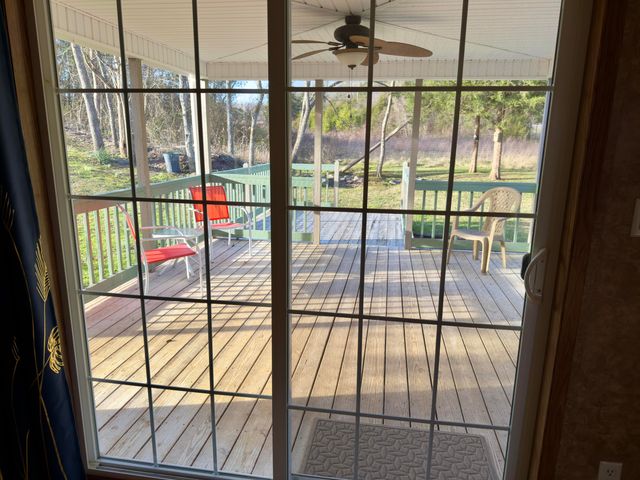 1295 Tucker Hollow Road, Monticello, KY 42633