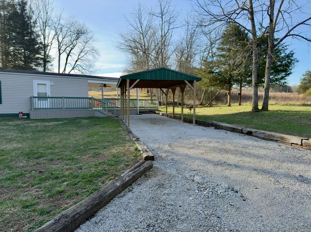 1295 Tucker Hollow Road, Monticello, KY 42633