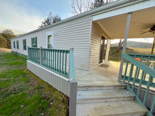 1295 Tucker Hollow Road, Monticello, KY 42633