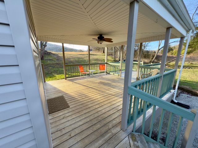 1295 Tucker Hollow Road, Monticello, KY 42633