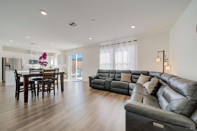 3045 Balance Cir, Fairfield, CA 94533