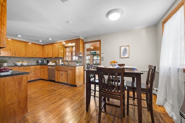 18 Glendale Ave, Melrose, MA 02176