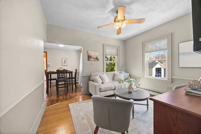 18 Glendale Ave, Melrose, MA 02176