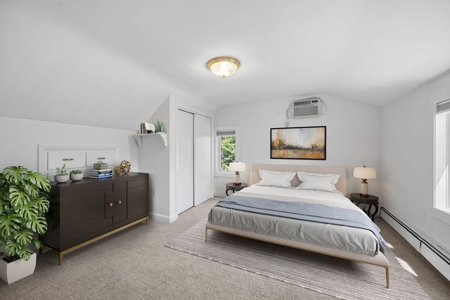 18 Glendale Ave, Melrose, MA 02176