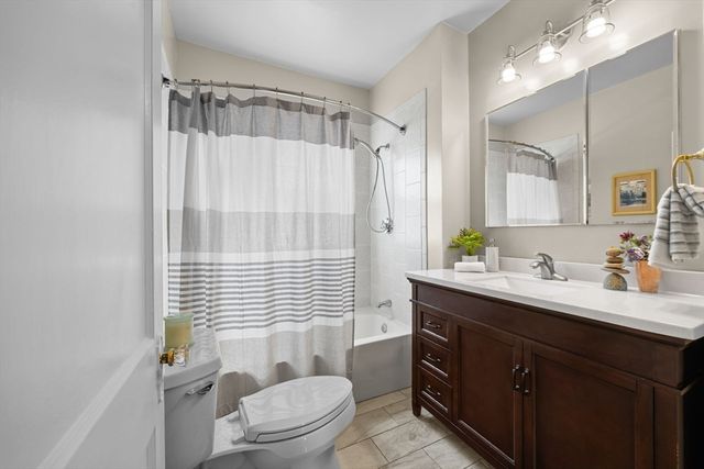 18 Glendale Ave, Melrose, MA 02176