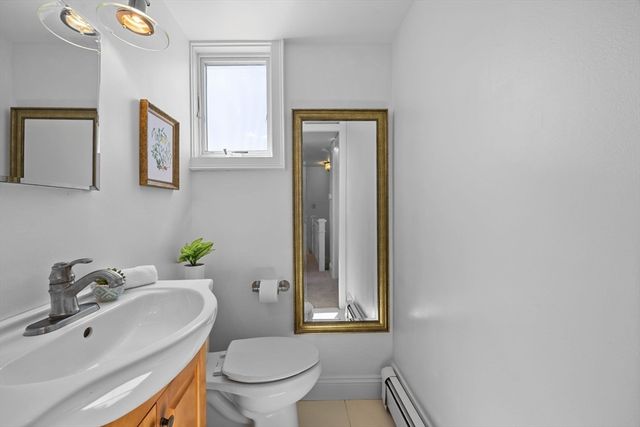 18 Glendale Ave, Melrose, MA 02176