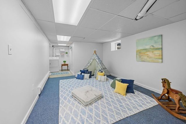 18 Glendale Ave, Melrose, MA 02176