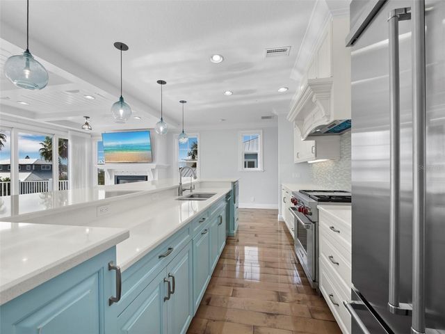 333 FIREHOUSE COURT, Longboat Key, FL 34228