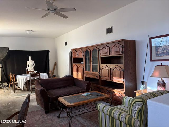 3260 W Picasso Place, Tucson, AZ 85742