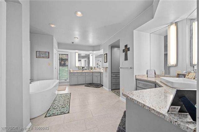 10301 Stoneleige Street, Fort Smith, AR 72908