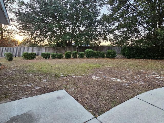 5692 NE 62ND COURT ROAD, Silver Springs, FL 34488