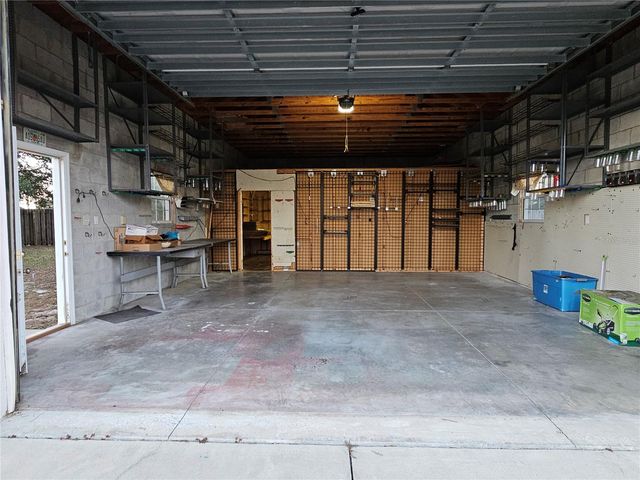 5692 NE 62ND COURT ROAD, Silver Springs, FL 34488