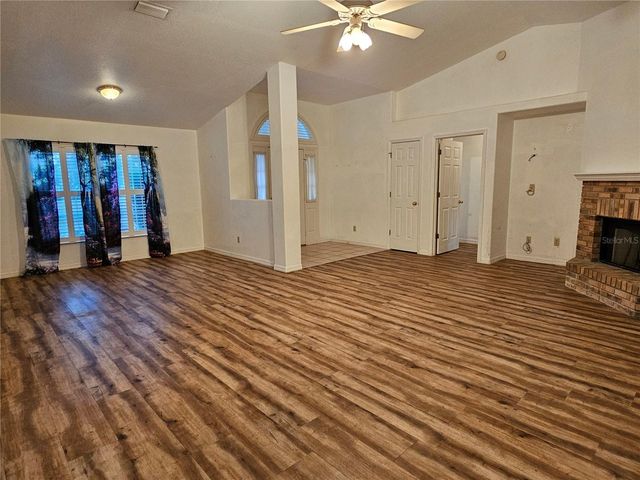 5692 NE 62ND COURT ROAD, Silver Springs, FL 34488