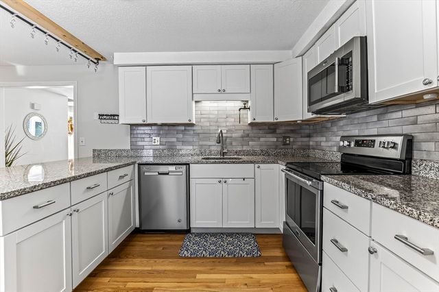 5 Village Way C, Norton, MA 02766