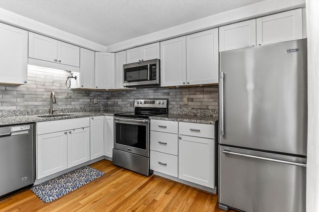 5 Village Way C, Norton, MA 02766