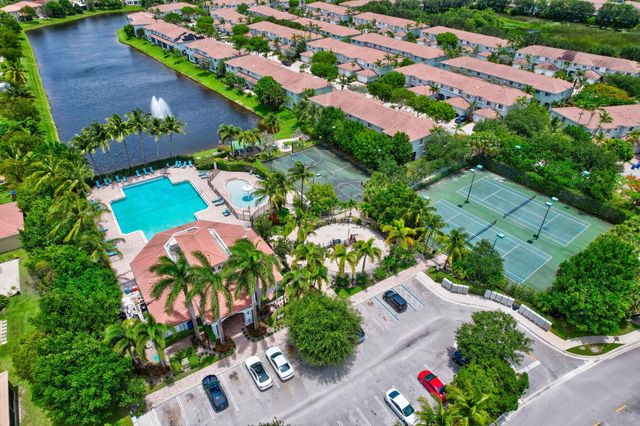 3271 Laurel Ridge Circle, Riviera Beach, FL 33404