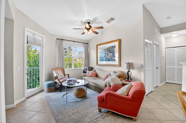 3271 Laurel Ridge Circle, Riviera Beach, FL 33404