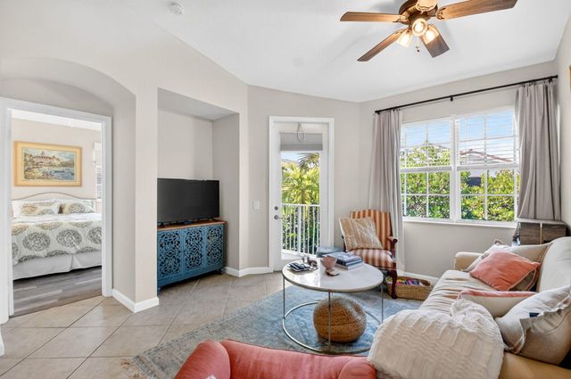 3271 Laurel Ridge Circle, Riviera Beach, FL 33404