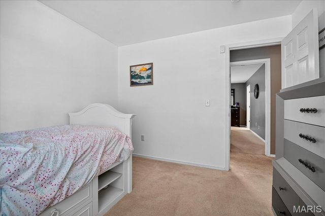 132 Hunters Green Lane, Eureka, MO 63025