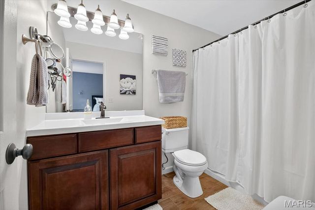 132 Hunters Green Lane, Eureka, MO 63025