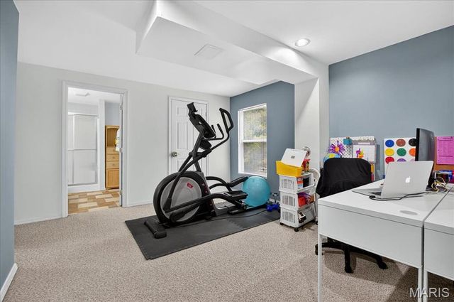 132 Hunters Green Lane, Eureka, MO 63025