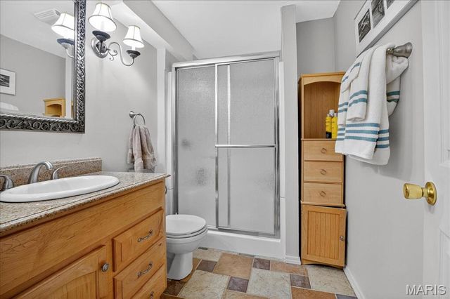 132 Hunters Green Lane, Eureka, MO 63025