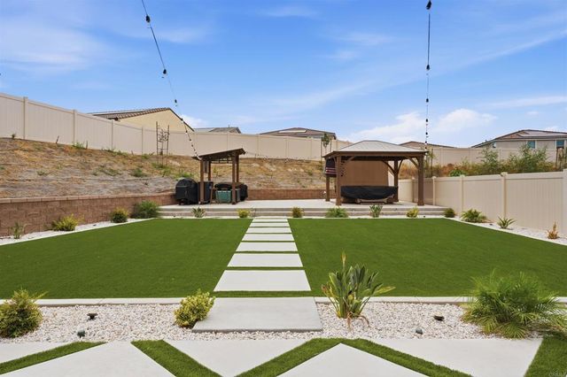 27189 Felsic Drive, Menifee, CA 92585