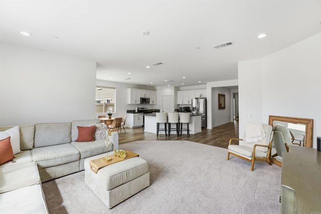 27189 Felsic Drive, Menifee, CA 92585