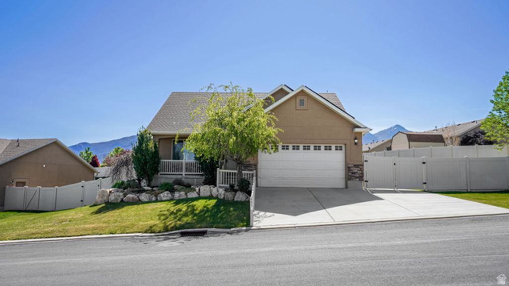 651 RIVER ROCK DR, Santaquin, UT 84655
