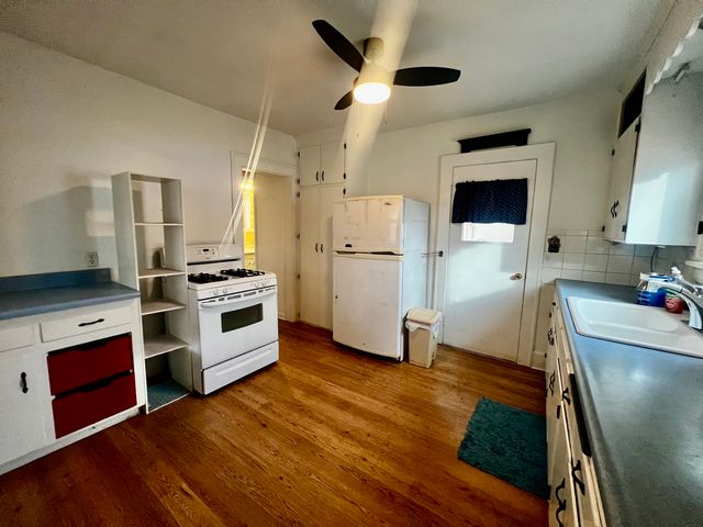 2241 26th Street, Rock Island, IL 61201