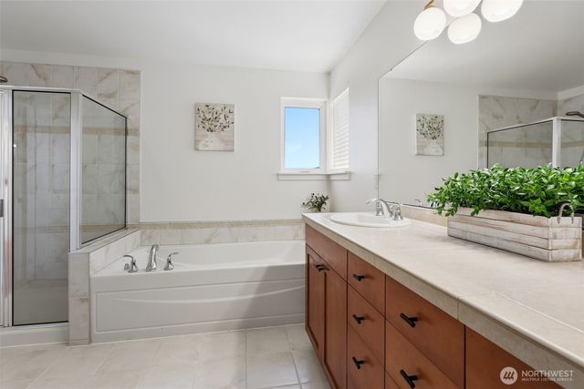 581 Mountain View Lane NW, Issaquah, WA 98027