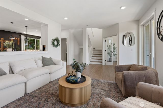 581 Mountain View Lane NW, Issaquah, WA 98027