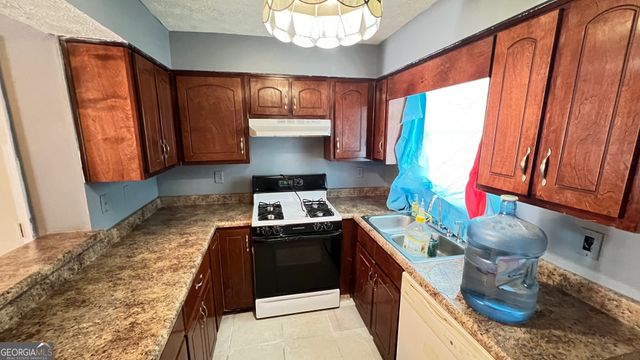 497 PRINCE OF WALES, Stone Mountain, GA 30083